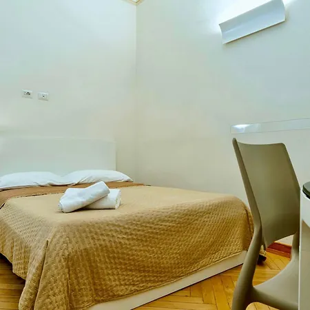 La Corte - Signorile Nel Cuore Di Apartment *