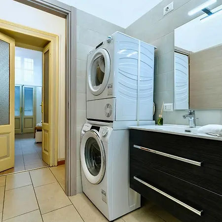 La Corte - Signorile Nel Cuore Di Apartment Novara